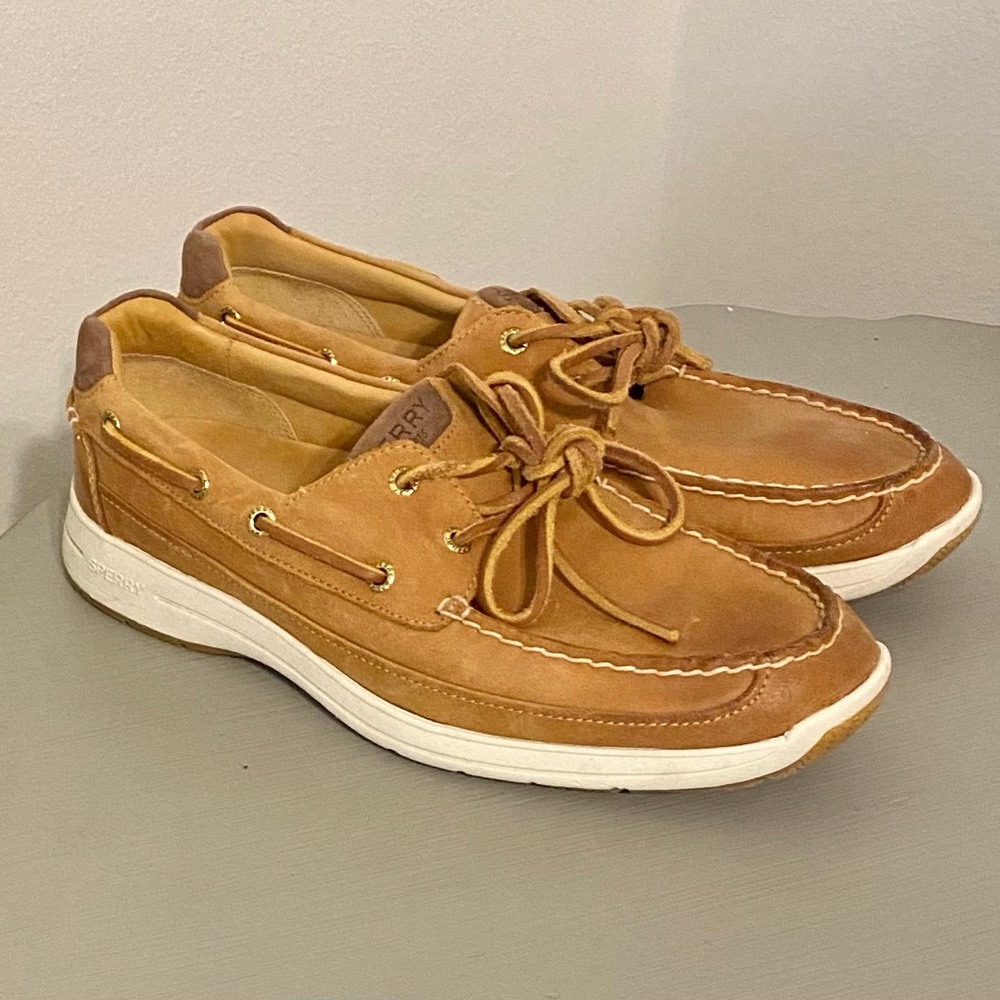 Mens Sperry’s Gold Cup!
